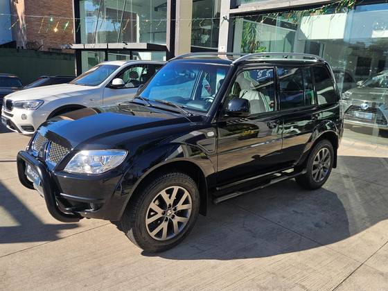 MITSUBISHI PAJERO TR4 2.0 4X2 16V 140CV FLEX 4P AUTOMÁTICO MITSUBISHI PAJERO TR4 2.0 4X2 16V 140CV FLEX 4P AUTOMÁTICO